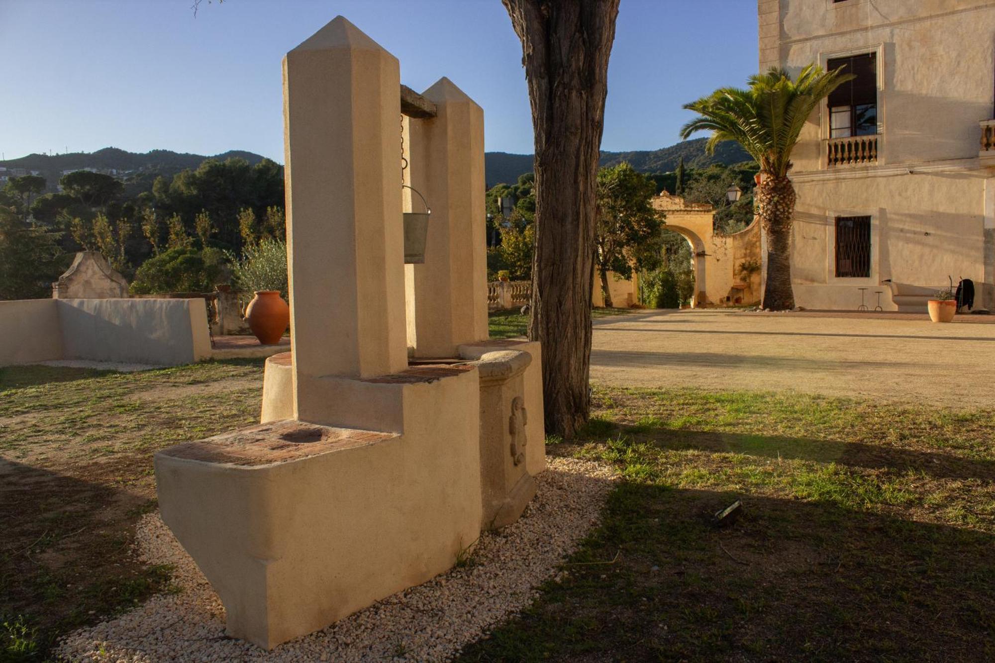 Can Rovira - Stunning Neoclassical Mansion, Just 20 Min Drive From Barcelona City Center, Ideal For Groups And Families Alella Luaran gambar