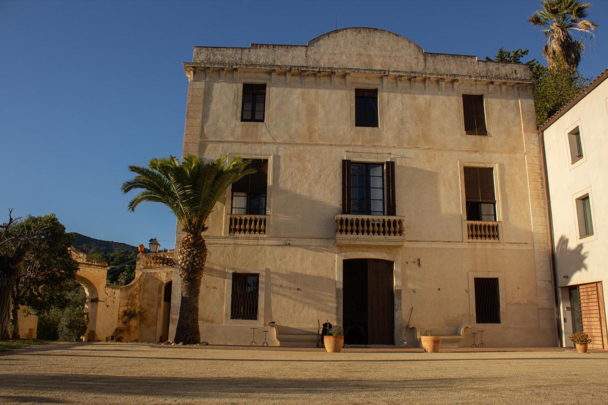 Can Rovira - Stunning Neoclassical Mansion, Just 20 Min Drive From Barcelona City Center, Ideal For Groups And Families Alella Luaran gambar